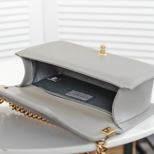 シャネルバッグ全体デザイン